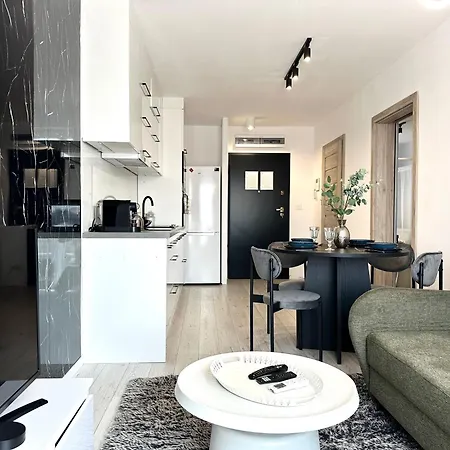 Podworcowa Apartment - Self Check-In 20H Wrocław Eksteriør bilde